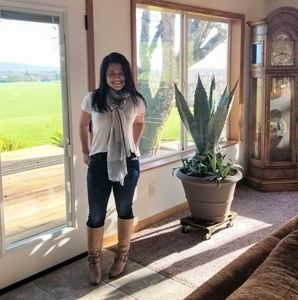 Meet your Posher, Stazie